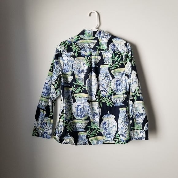 Talbots Classic Cotton Shirt, Watercolor Vases Print Size S/P - Picture 7 of 8